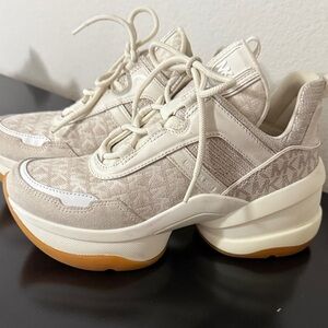 Michael Kors Cream and White Platform Sneakers